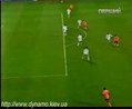 Динамо-Барселона-1:2. ГОЛ, Хави (1:1)
